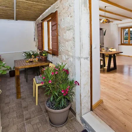 With Parking Space Hvar - 23410 アパート